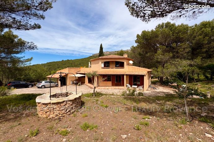 Maison 6 pièces 160 m²