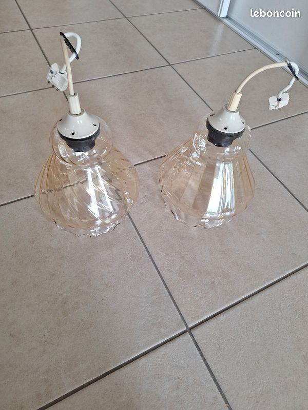 Lustre (image 1)