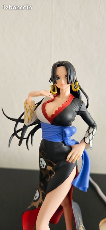 ONE PIECE figurine Boa Hancock Glitter & Glamour Banpresto Purple