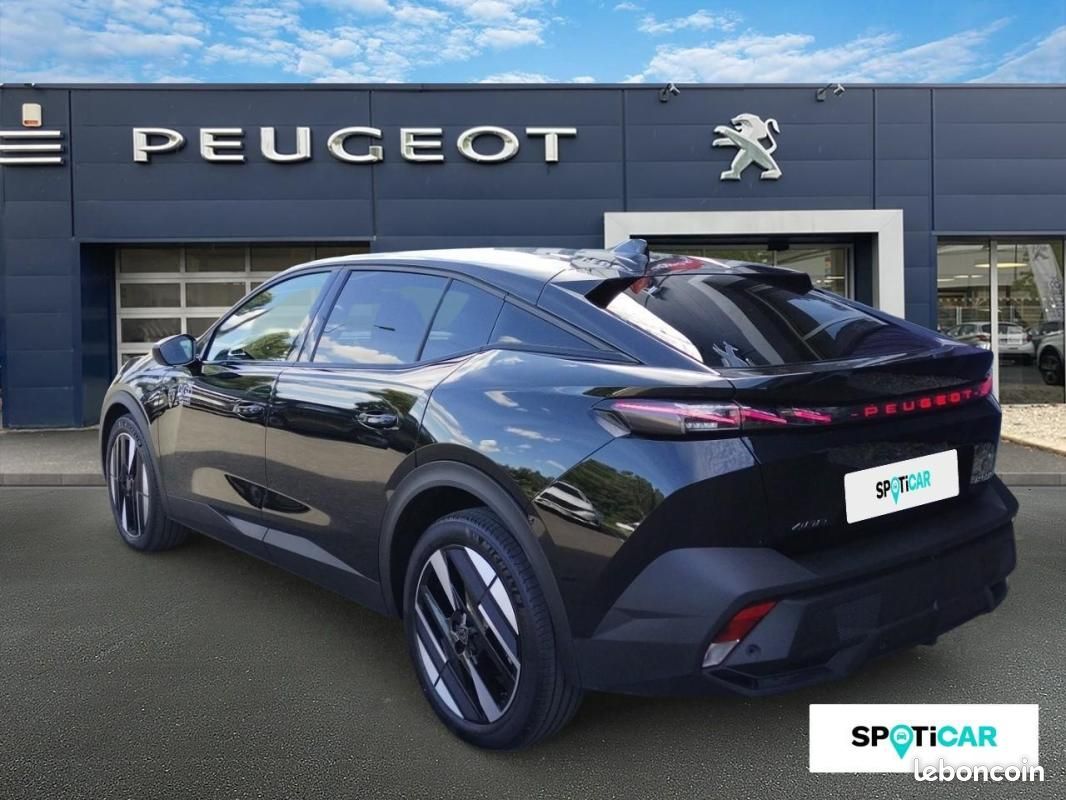 Peugeot 408 Hybrid 145 e-DCS6 GT (image 7)