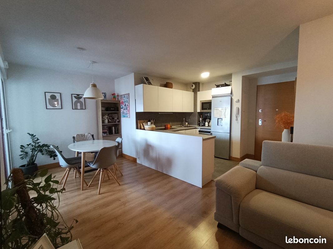 Parking 4 pièces 73 m² · à Hendaye · 73 m² · 375 000 €