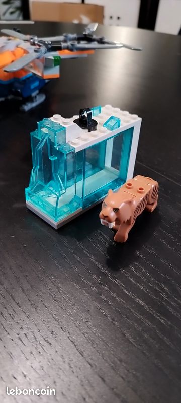 LEGO City 60193 Arctic Expedition L'hélicoptère arctique (image 5)