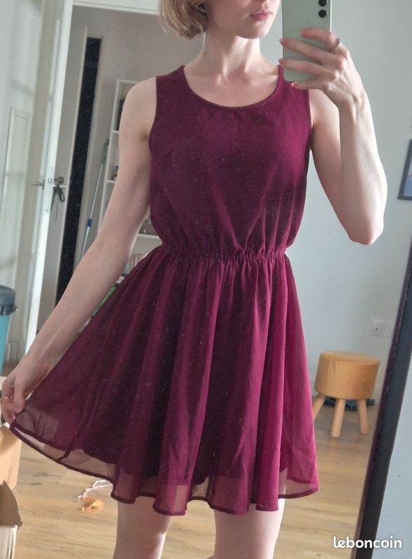 Robe Patineuse Bordeaux H&M Taille 2 – Style A-Line, Manches Courtes | Occasion Très Bon état