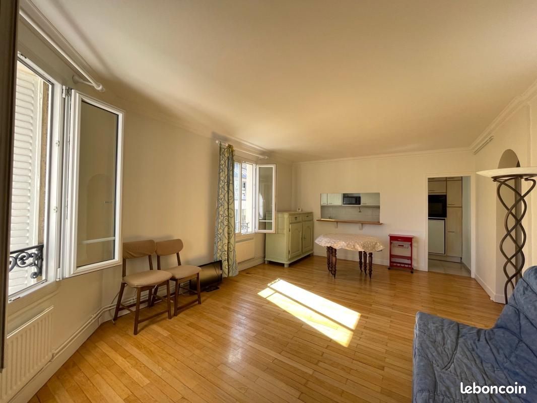 Appartement 3 pièces 55 m² · à Paris · 55 m² · 1 990 €/mois