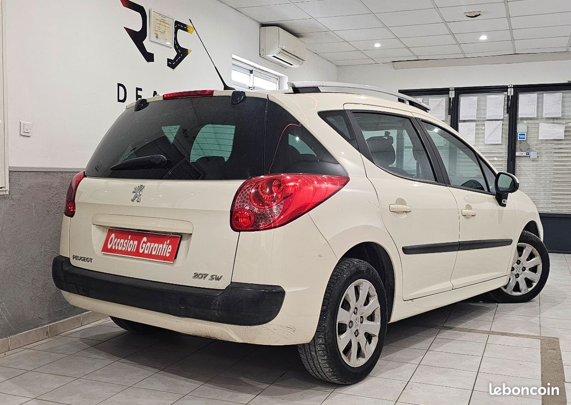 Peugeot 207 sw 1.6 hdi 90ch premium toit panoramique garantie 12 mois (image 3)