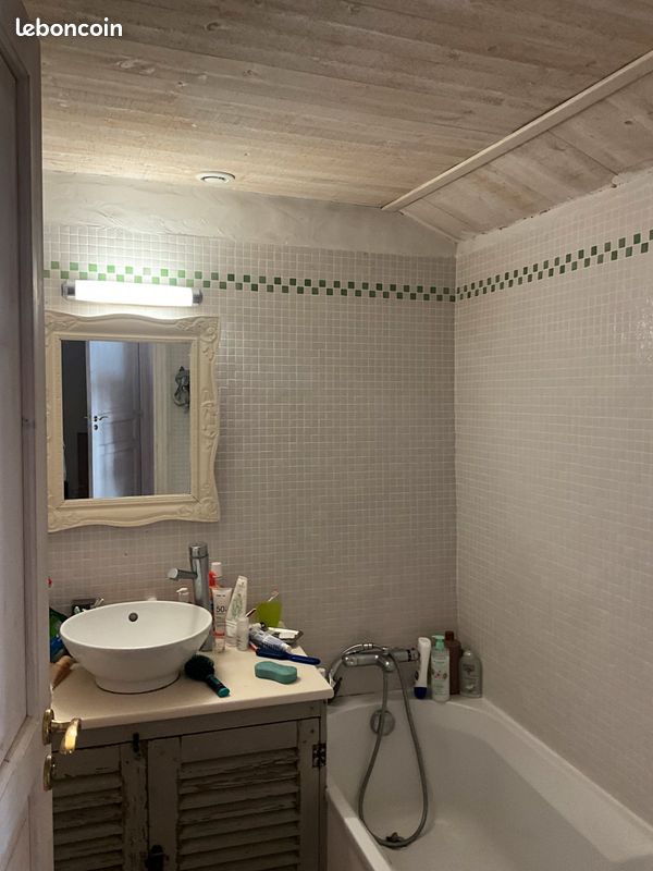 Location à la semaine maison de charme 3 pièces à Loix sur l'île de Ré (image 11)