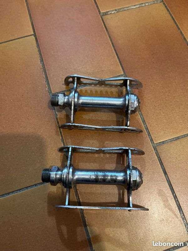 Paire De Pédales Lyotard 46D - Pas Français - Pour Vélo Ancien De Route - Occasion
