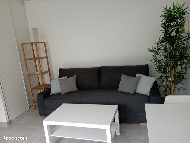 Appartement 1 pièce 22 m² · à Brie-Comte-Robert · 22 m² · 700 €/mois