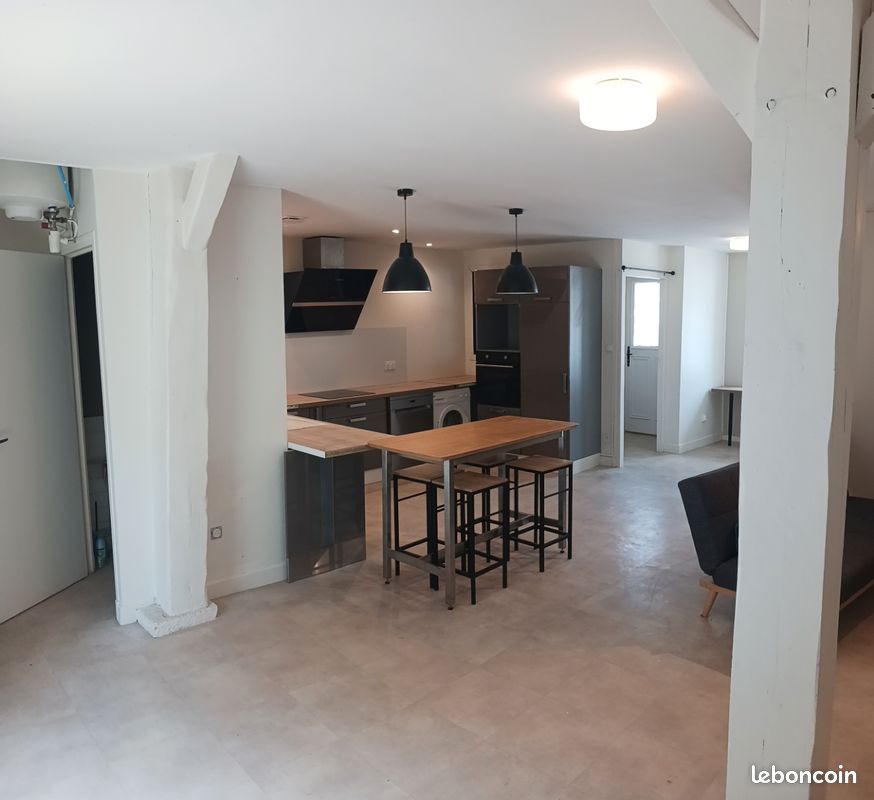 Maison 2 pièces 60 m² · à Chantelle · 60 m² · 635 €/mois