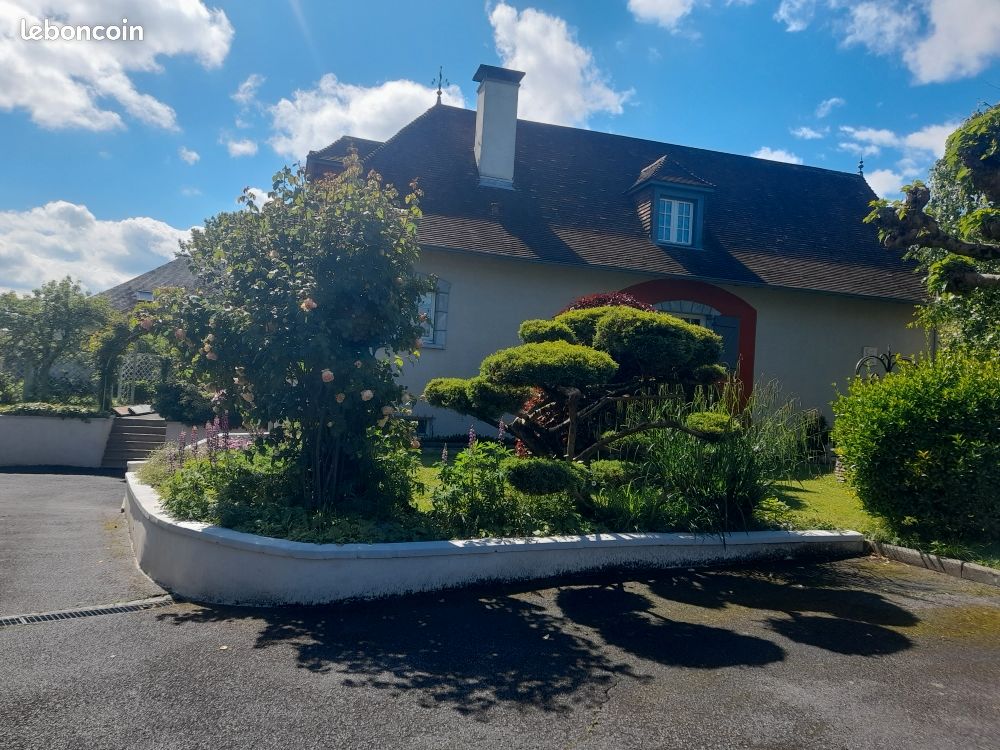 Maison 7 pièces 180 m² · à Lourdes · 180 m² · 370 000 €