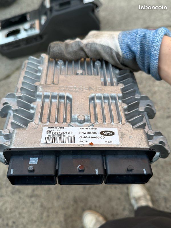 Calculateur range Rover l322 tdv8 (image 1)