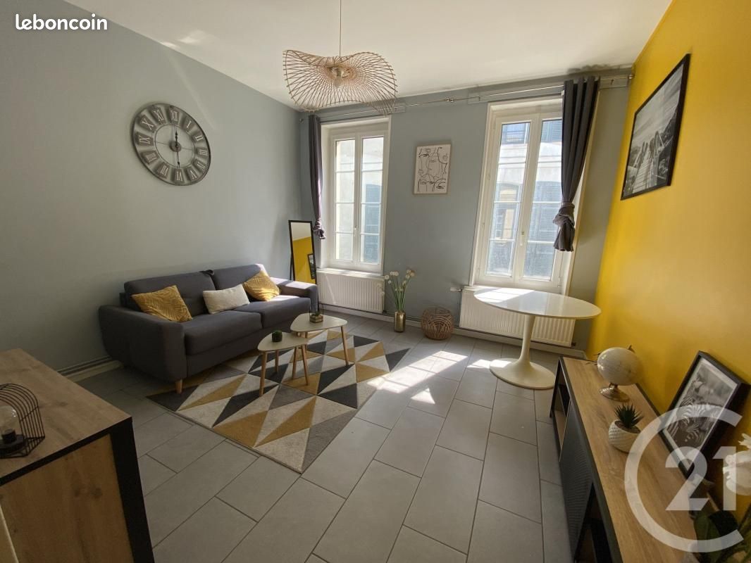 Appartement 1 pièce 29 m² · à Saint-Quentin · 29 m² · 390 €