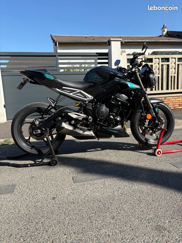 STREET TRIPLE RS 765 Triumph 2026 (image 1)