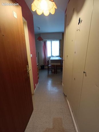 Studio 1 pièce 25 m²