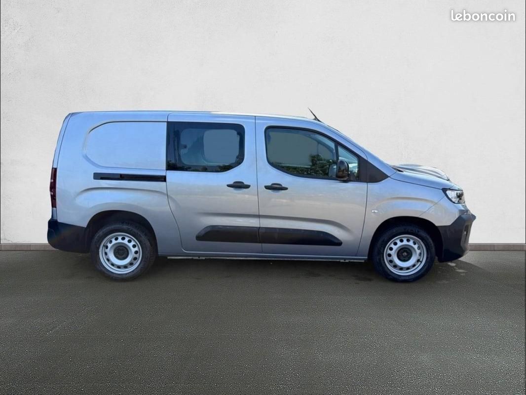 Peugeot Partner CABINE APPROFONDIE CA DIESEL 130 CH XL AUT (image 4)