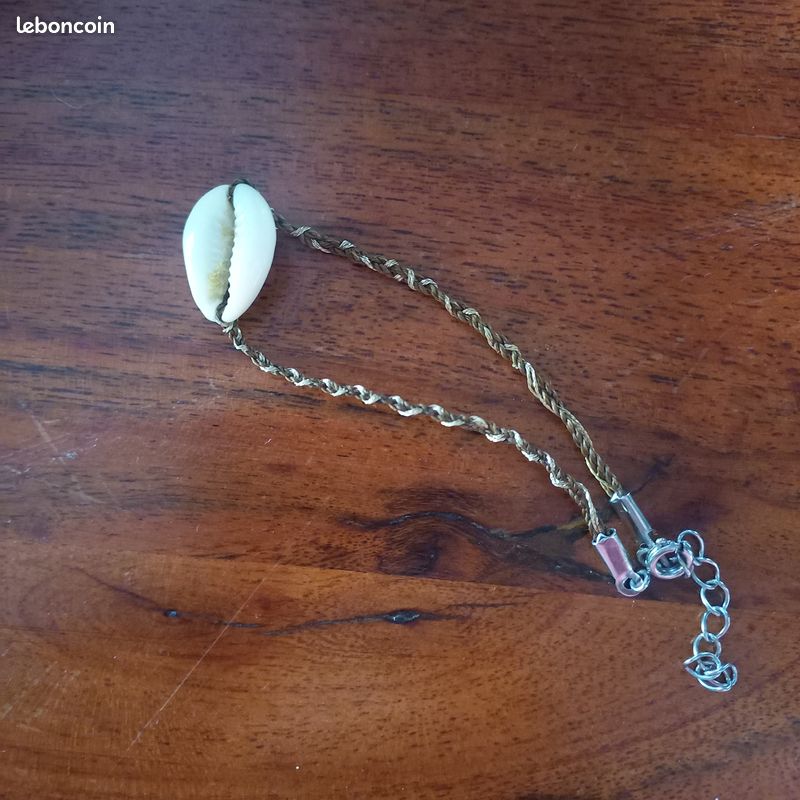 Bracelet cauri cordon (image 1)