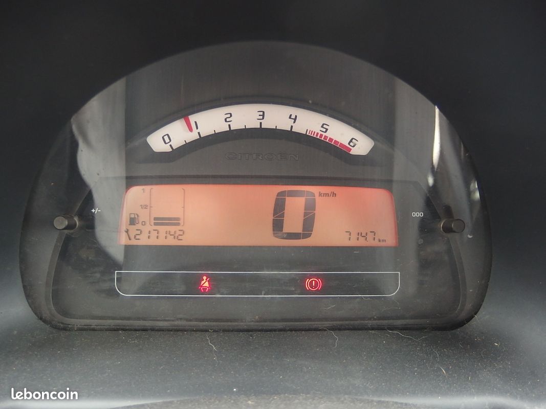 Citroen C3 PLURIEL 1.4 HDI70 (image 12)