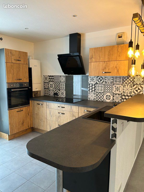 Appartement 3 pièces 63 m² · à La Salvetat-Saint-Gilles · 63 m² · 200 000 €