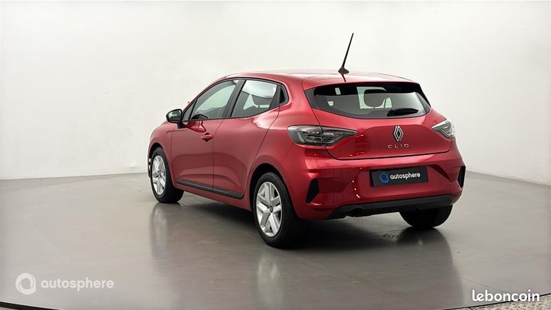 Renault Clio 1.5 Blue dCi 100ch Evolution (image 8)