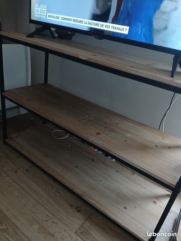 Console (image 1)