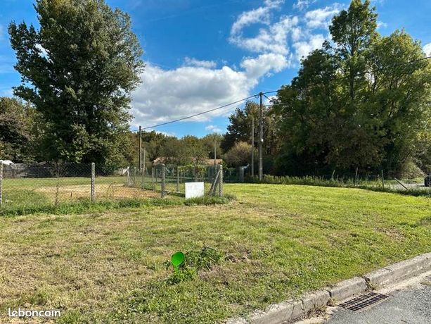 Terrain 730 m² Les Eglisottes Et Chalaures