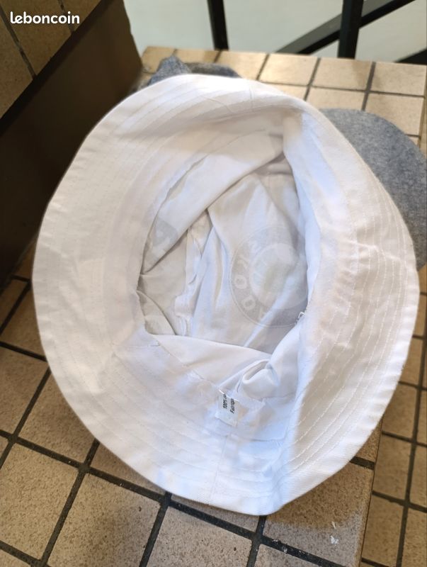 Lot casquettes et bob (image 3)