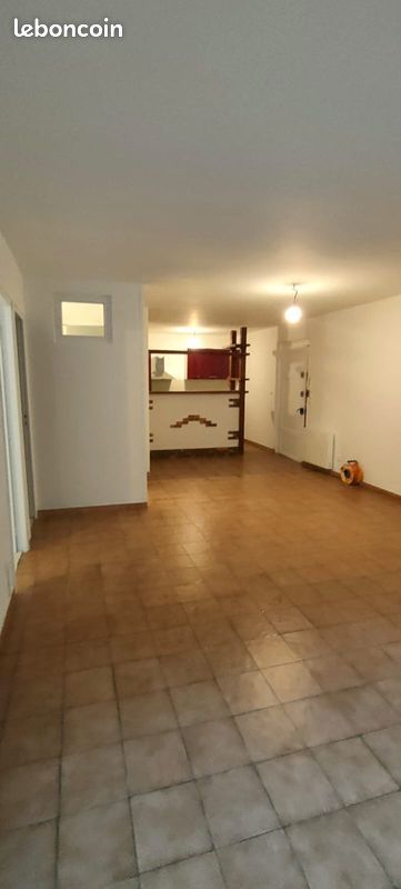 Appartement 3 pièces 70 m² · à Montaigu-de-Quercy · 70 m² · 500 €