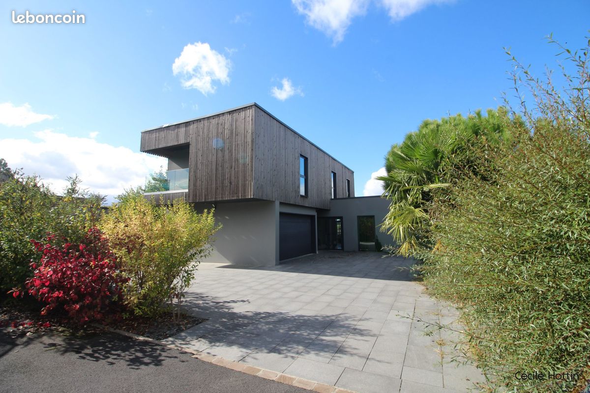 Maison 6 pièces 206 m² · à Tourmignies · 206 m² · 759 000 €