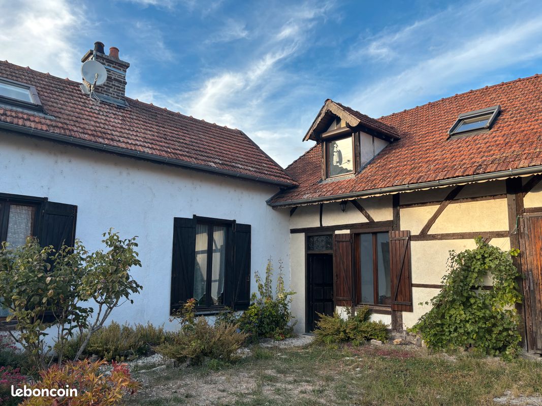 Maison 6 pièces 177 m² · à Les Noës-près-Troyes · 177 m² · 215 000 €