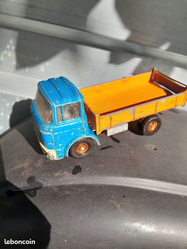 Dinky toys (image 2)