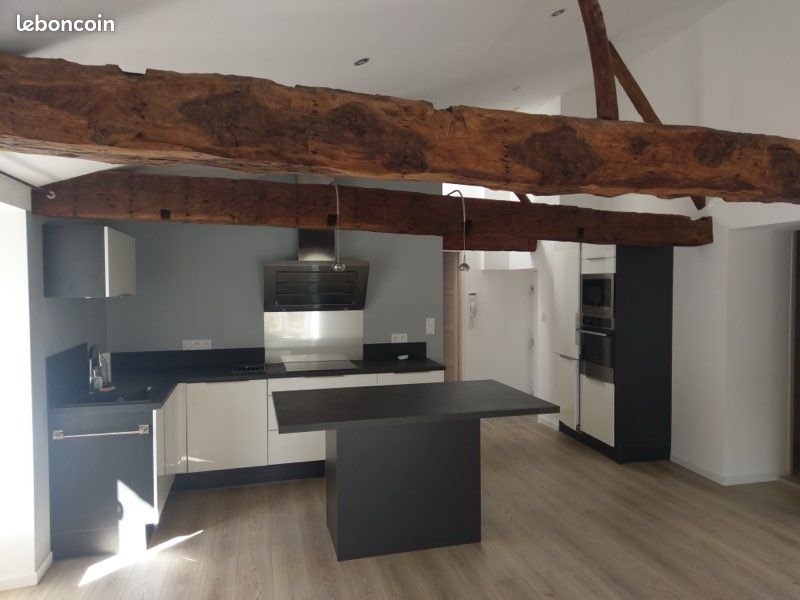 Appartement 3 pièces 63 m² · à Saint-Affrique · 63 m² · 650 €/mois