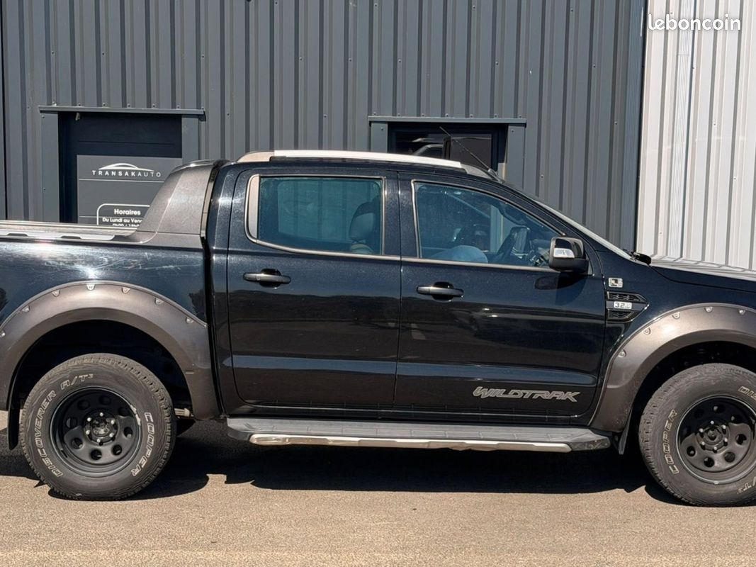 FORD RANGER DOUBLE CABINE 3.2 TDCi 200 4X4 BVA6 WILDTRAK (image 4)