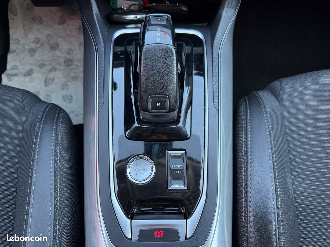 Peugeot 308 1.5 BLUEHDI 130CH S&S ALLURE EAT8 (image 12)