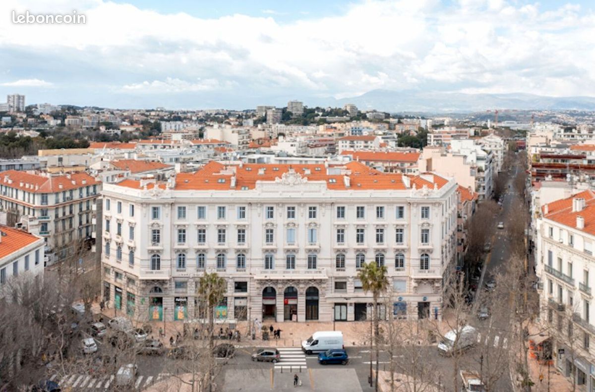 Appartement 3 pièces 82 m² · à Antibes · 82 m² · 461 000 €