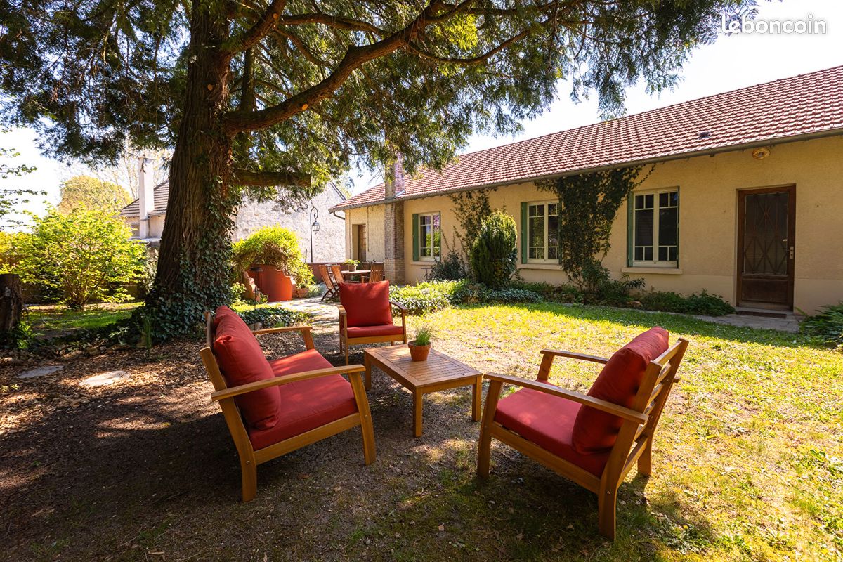 Maison 9 pièces 225 m² · à Chambourcy · 225 m² · 810 000 €
