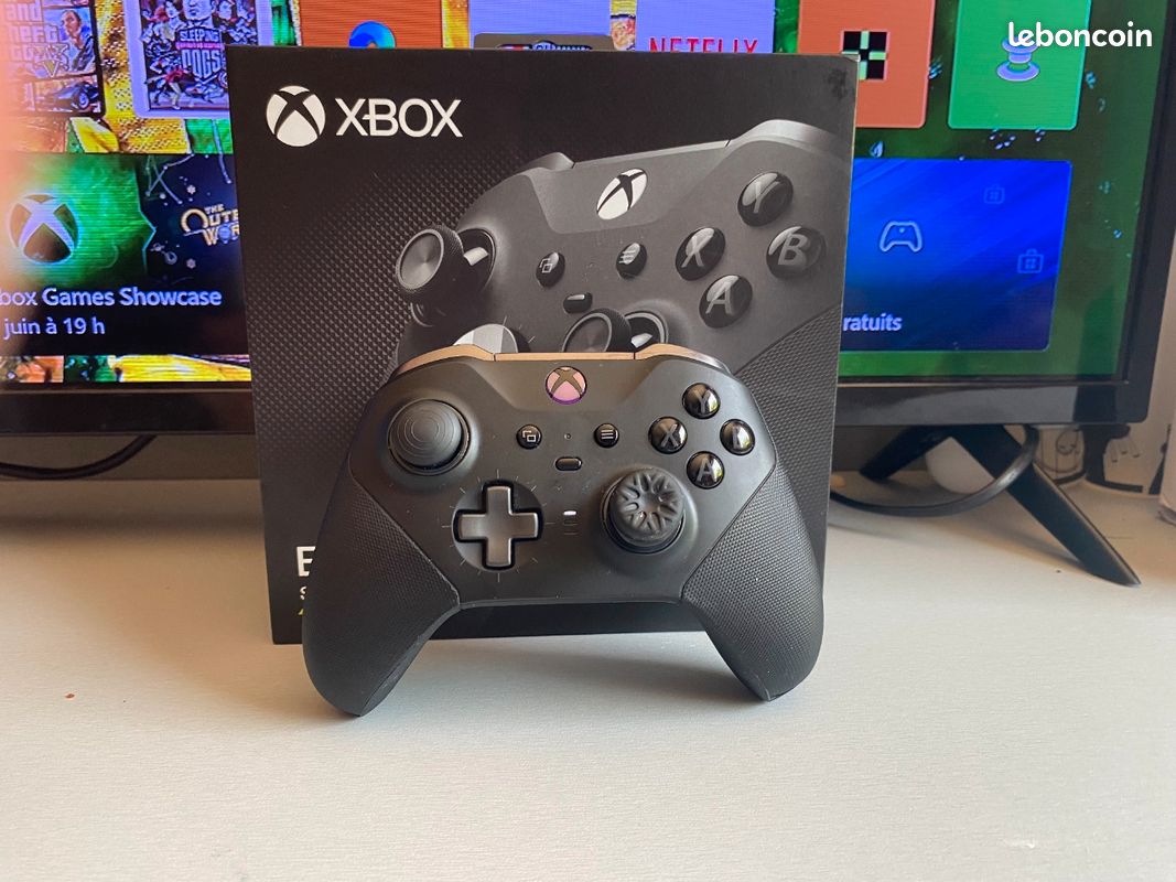 Xbox séries S +manette elite series 2+59 jeux fc25 red dead redemption 2 gta tomb raider goat simulator man eater flight simulator jeux de voiture action role et bien plus (image 2)