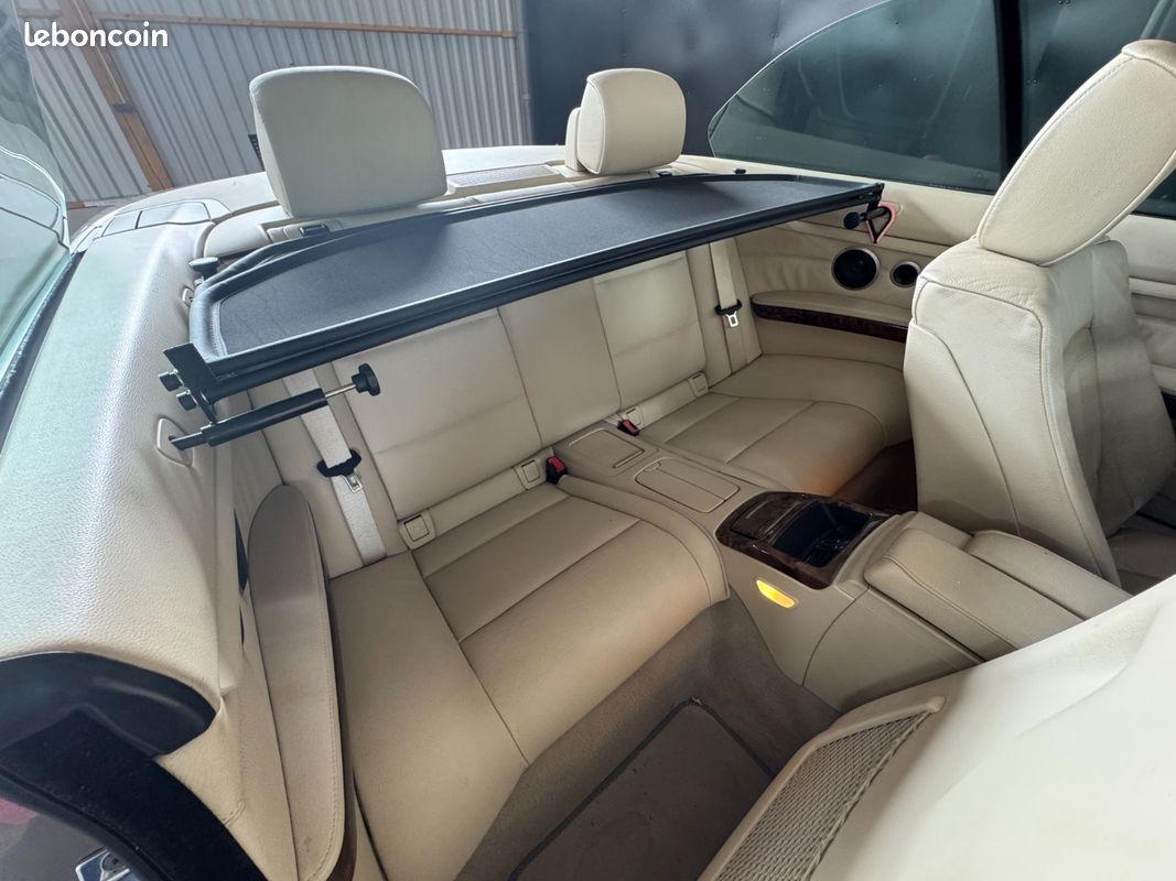 BMW SERIE 3 CAB E93 330i Luxe A (image 47)