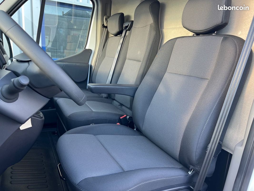 Renault MASTER III FG - DISPO F3300 L2H2 2.3 BLUE DCI 135CH GRAND CONFORT EURO6 (image 17)
