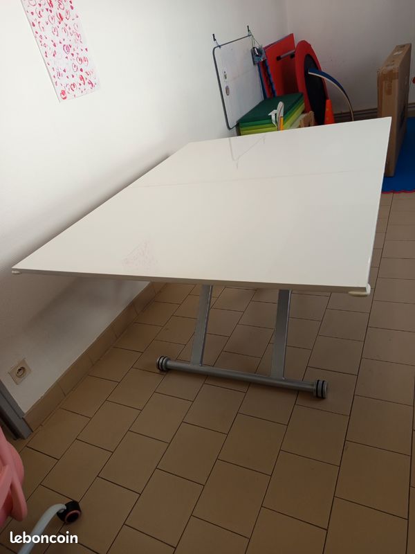 Table relevable (image 3)