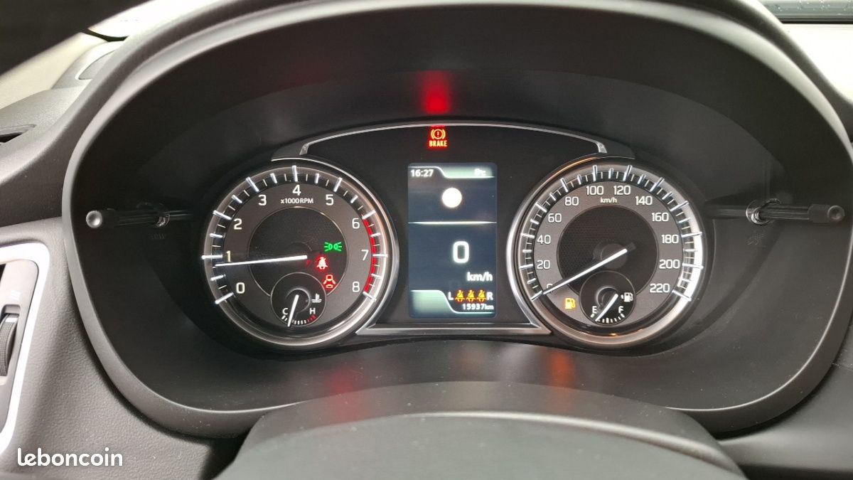 Suzuki s-cross II 1.4 BOOSTERJET HYBRID PRIVILEGE (image 19)