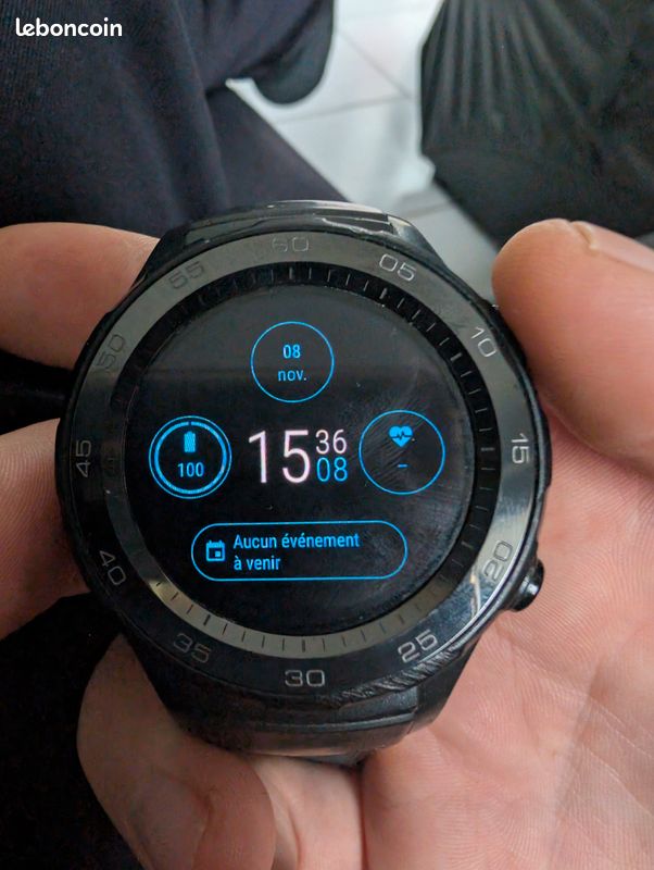 Montre connectée Huawei watch sport Téléphones Objets connectés