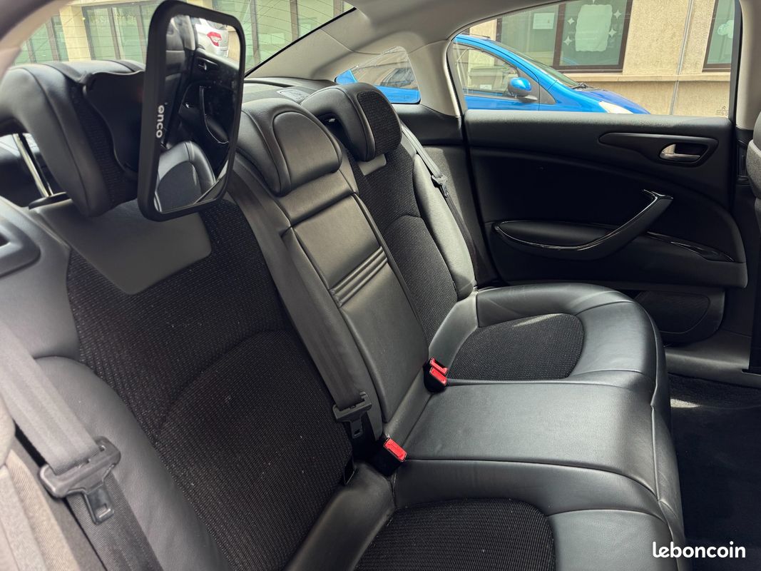 CITROEN C5 HDi 160ch Exclusive+ - Suivi d'Entretien Complet (image 27)