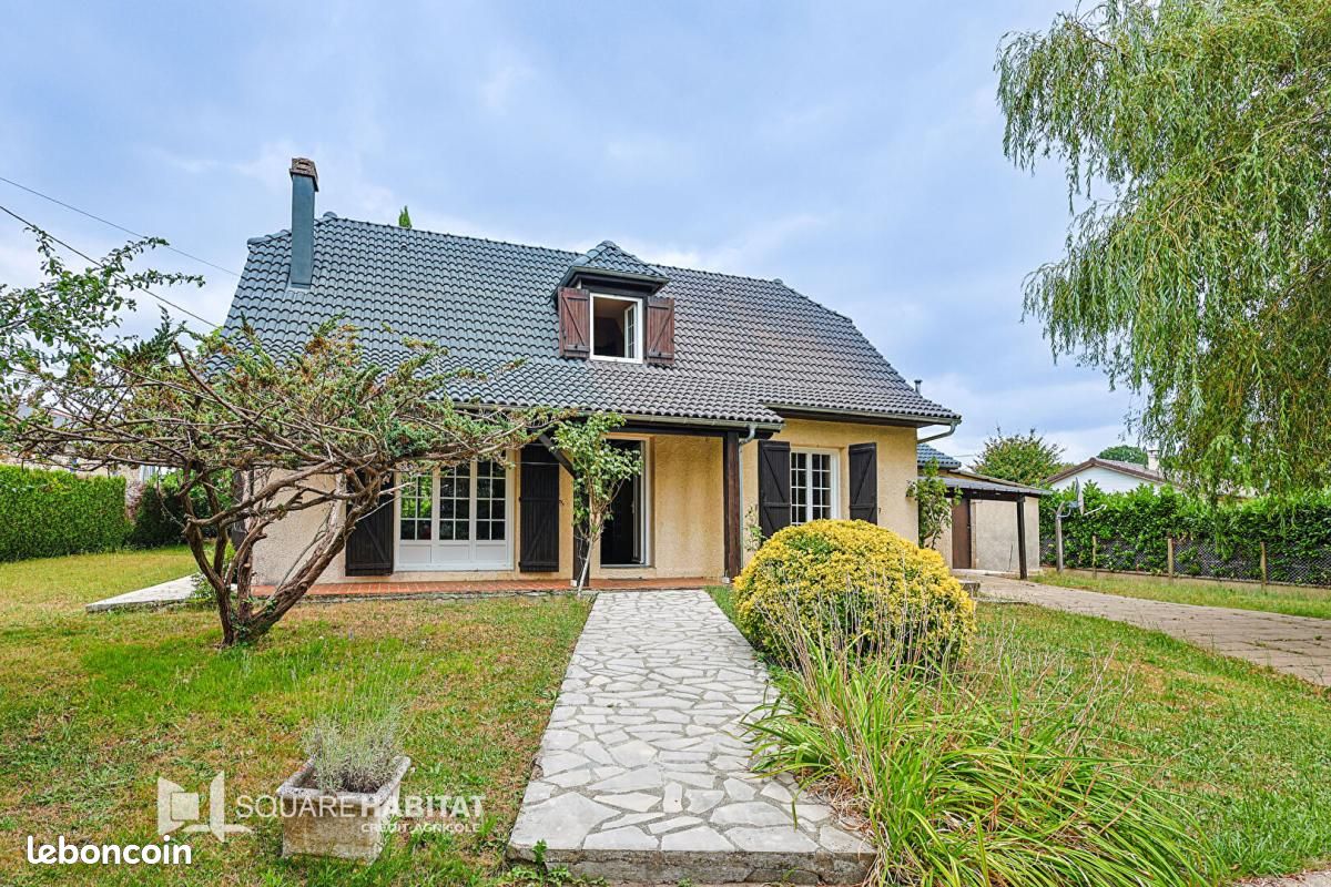 Maison 5 pièces 117 m² · à Aast · 117 m² · 212 000 €