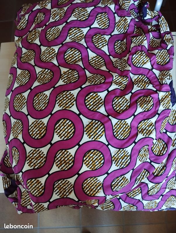 Grand coussin ethnique (image 1)