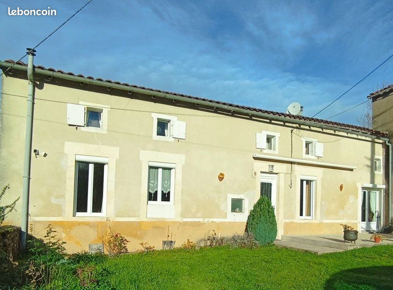 Maison 4 pièces 100 m² · à Jonzac · 100 m² · 143 640 €