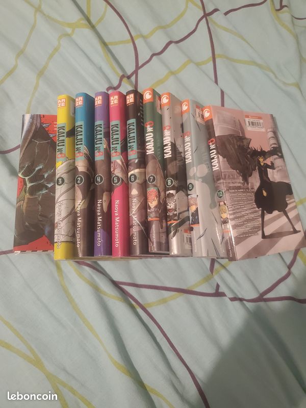 Collection de livre kaiju (image 1)