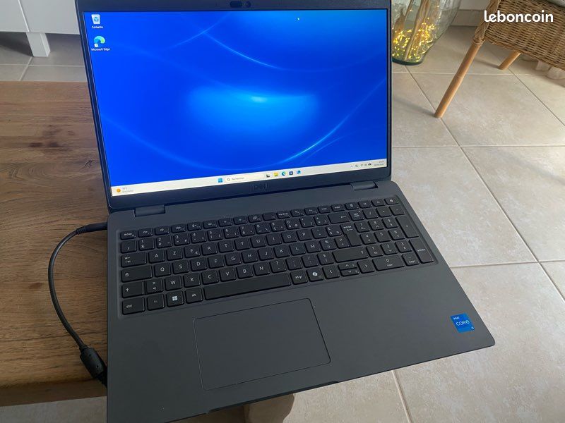 PC Portable Dell Latitude 3550 – i5 13è Gén / 16 Go RAM / SSD 512 Go – Garantie jusqu'en 03/2028 (image 1)