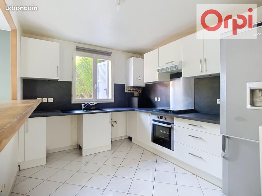 Maison 4 pièces 89 m² · à Lésigny · 89 m² · 1 600 €/mois