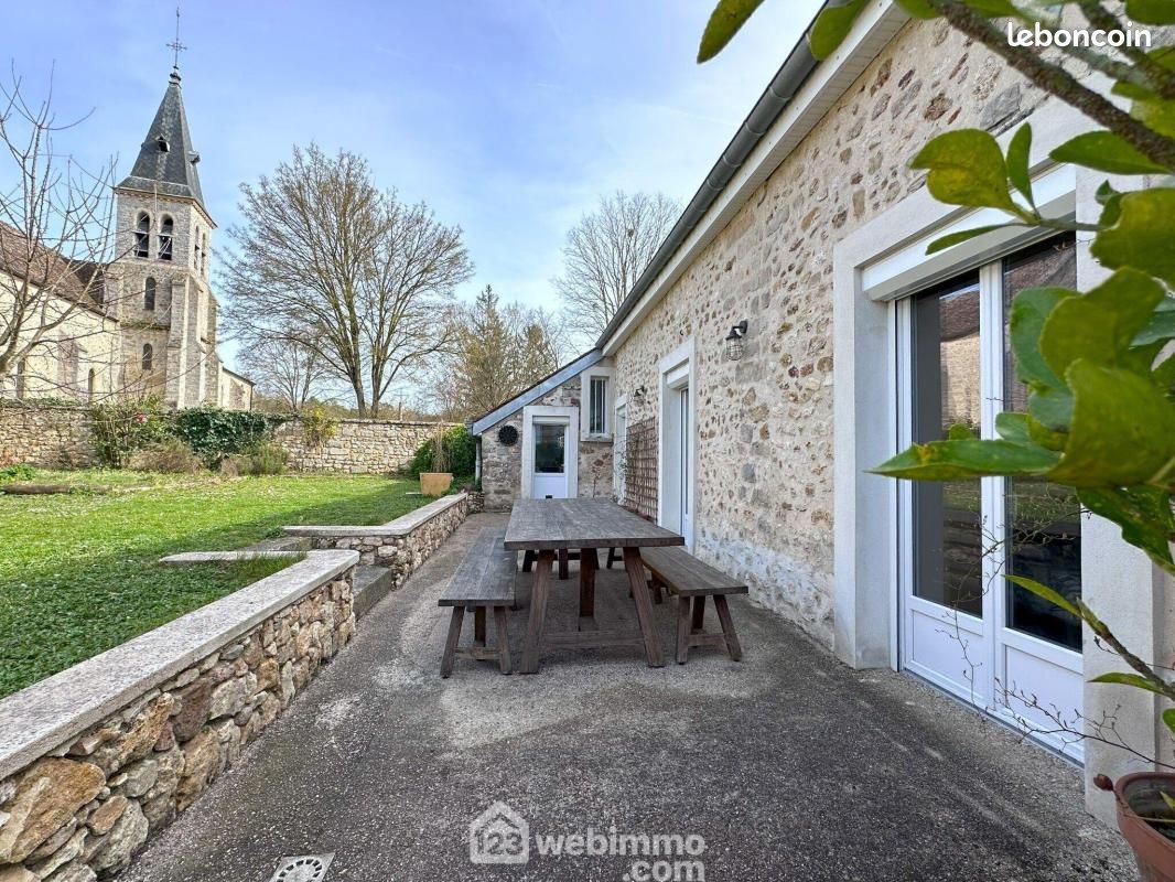 Maison 6 pièces 192 m² · à Cély · 192 m² · 550 000 €
