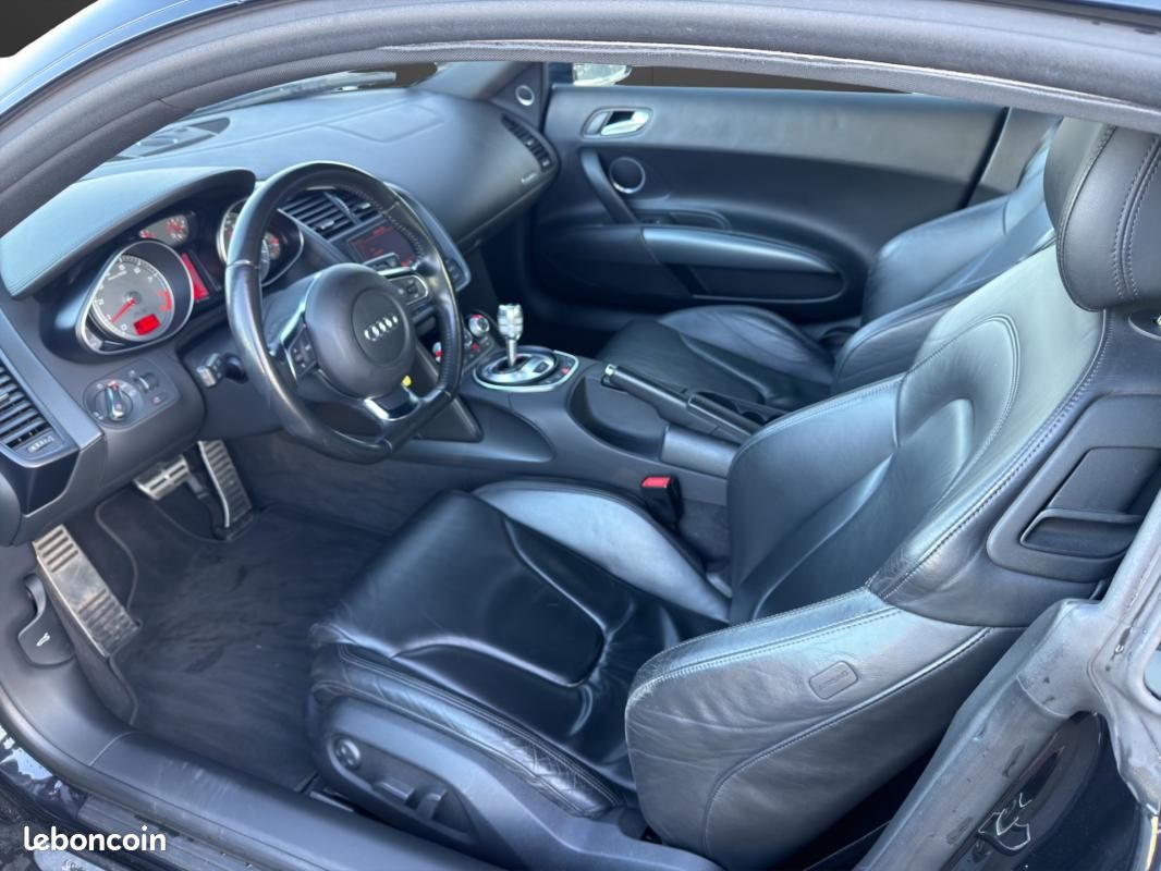 Audi R8 V8 4.2 FSI 420 Quattro R-Tronic (image 10)